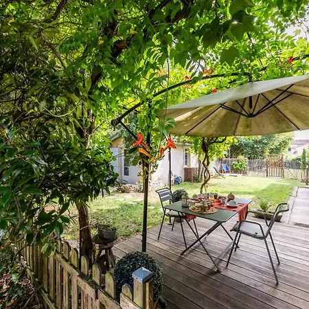 Le Clos Du Gorion - D'hote Bed and breakfast 3*